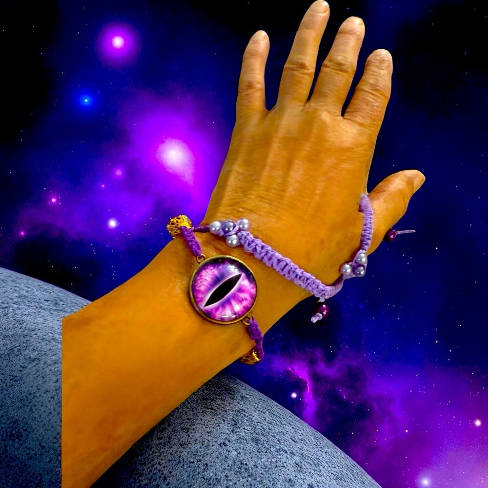Dragon’s Gaze Bracelet – Handmade Purple Eye Jewelry, Boho Macrame Style